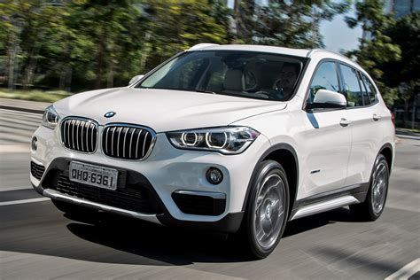 It is not going to be just a smaller version, because compact crossover is keeping its overall dimensions and exterior appearance, with some borrowed lines from two mentioned models. Avaliamos o novo BMW X1 - Motor Show