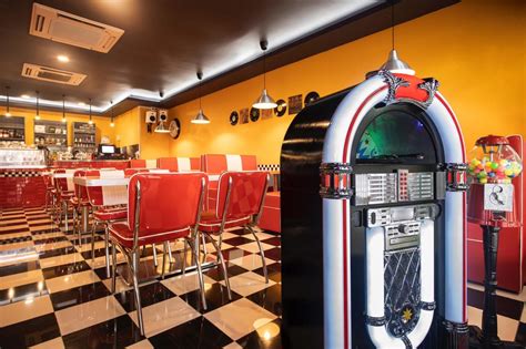 American Style Retro Diner Serves Burgers All Day Breakfast