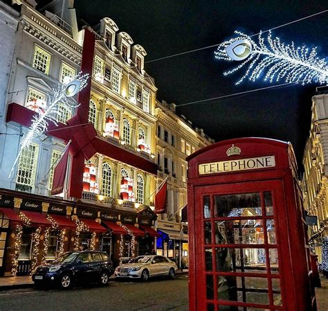 Christmas In Londons Mayfair London Holiday London Christmas