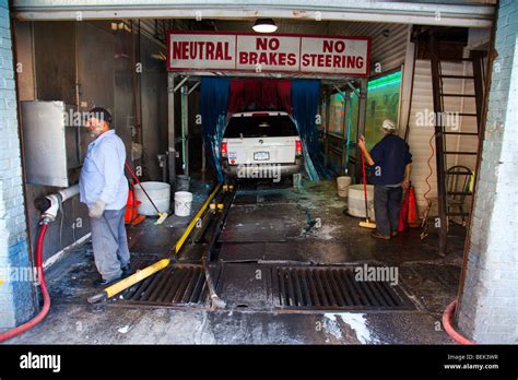 Car wash in Manhattan, New York City Stock Photo - Alamy