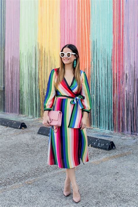 Alice And Olivia Dyanna Midi Dress Biscuit Paint Wall Houston Texas Rainbow Outfit