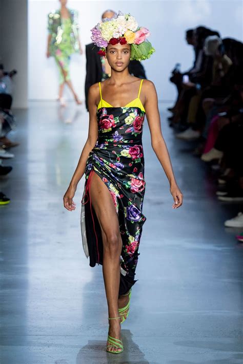 Prabal Gurung Held A Powerful Show On Immigration At Nyfw Paper Magazine