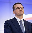 Morawiecki podpiera się Francją. A Francja przesuwa wybory