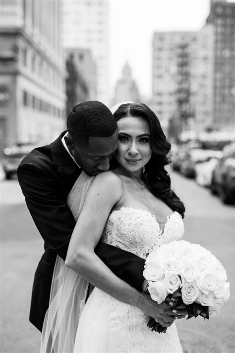 Brandi And Johnathon Glamorous Colony Club Detroit Wedding Niki Marie