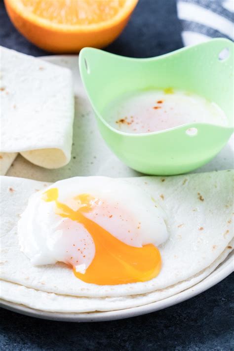 Easy Poached Eggs using Poach Pods - Kroll's Korner