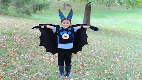 No-Sew Wild Kratts Costume | Crafts for Kids | PBS KIDS for Parents