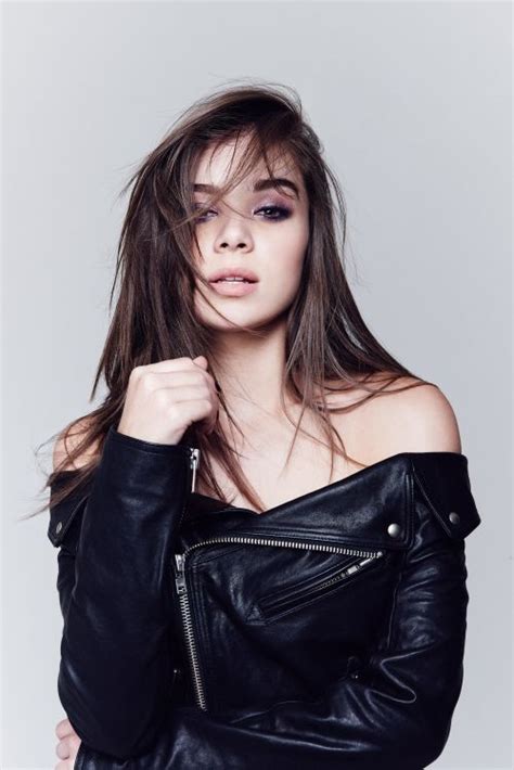 Hailee Steinfeld Biography Albums Streaming Links