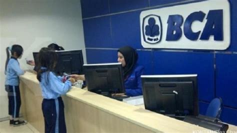 Lowongan kerja pt bank bca tbk sma/smk. LOWONGAN KERJA Bank BCA Palembang Tahun 2020 dan 16 Cabang ...