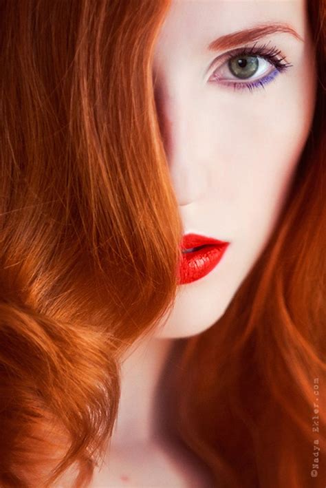 red lips purple eyeliner great redhead makeup beautiful red hair gorgeous redhead beautiful