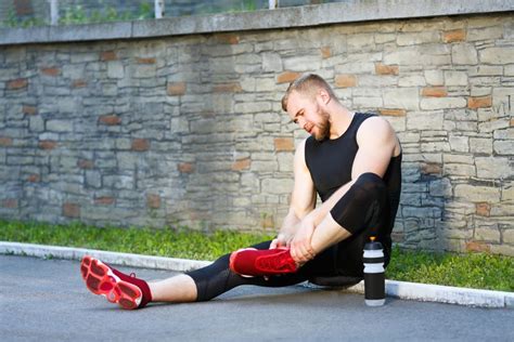 10 Symptoms Of Groin Pull Facty Health