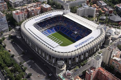 Real madrid club de fútbol. Real Madrid To Redevelop the Santiago Benrabeu