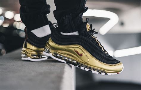 Designed to provide more protection and make running feel easy. Nike Air Max 97 Black Metallic Gold Dropping Later This ...