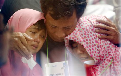 Air Asia 10 Gambar Kesedihan Yang Sukar Digambarkan Dengan Kata Kata