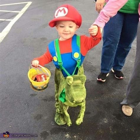 Mario Riding Yoshi Halloween Costume Contest At Costume Halloween Costume Contest