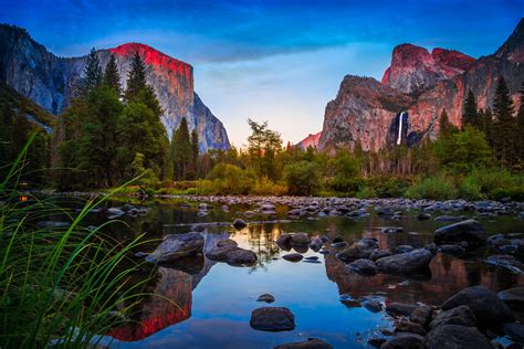 Twilight Hour On Yosemite Valley Taken At The Valley View Flickr