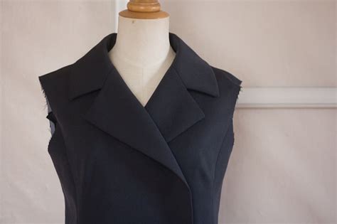 Cloud Factory Tailor Notched Collar