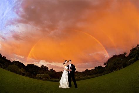 The Incredible Sky Creates An Unforgettable Backdrop Creative Wedding