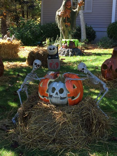 ☀ How To Make Scary Halloween Yard Props Gails Blog