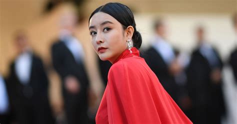 Missing Chinese Star Fan Bingbing Shares Apology Letter After Tax Evasion