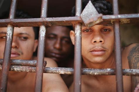 Watch Shocking Video Of Riots Inside Brazils Most Dangerous Prison