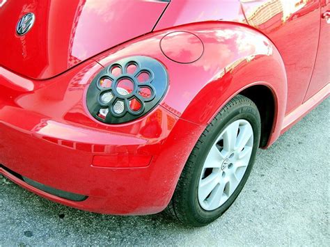 06 10 Vw Volkswagen Beetle Daisy Flower Tail Light Covers 2 Pieces