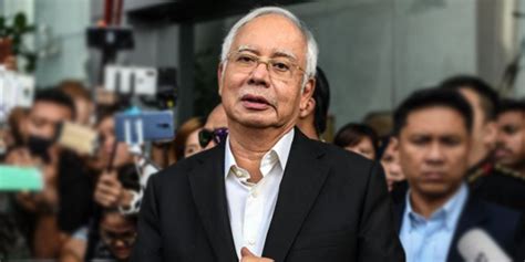 Datuk seri amar singh menegaskan bahawa bekas perdana menteri datuk seri najib tun razak sudah diberikan senarai lengkap barangan yang disita dari kediamannya. Najib Saman AG, KP SPRM & Amar Singh