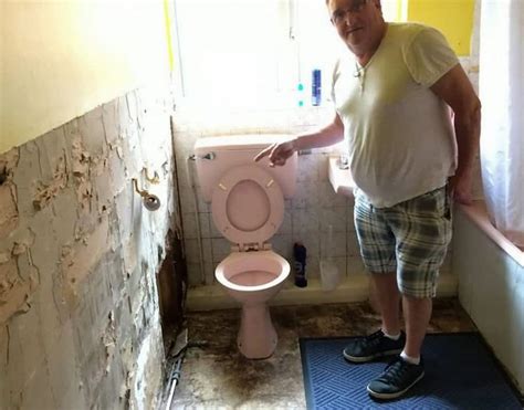 A Disgruntled Homeowner Has Put His Bathroom Forward To Be Crowned