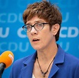 Neue Verteidigungsministerin: Das Ministerium ist Kramp-Karrenbauers ...