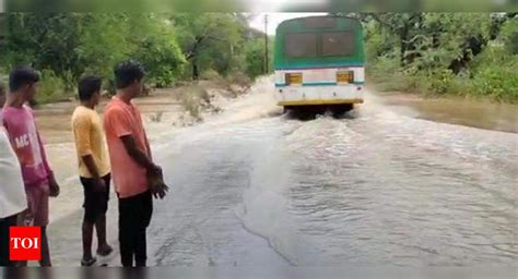 One Dies Driver Conductor A Passenger Missing As St Bus Swept Away In Yavatmal Nagpur News