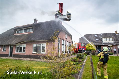 There are 227 hotels and other accommodations in the surrounding area. Veel rook bij schoorsteenbrand rietgedekte woning ...