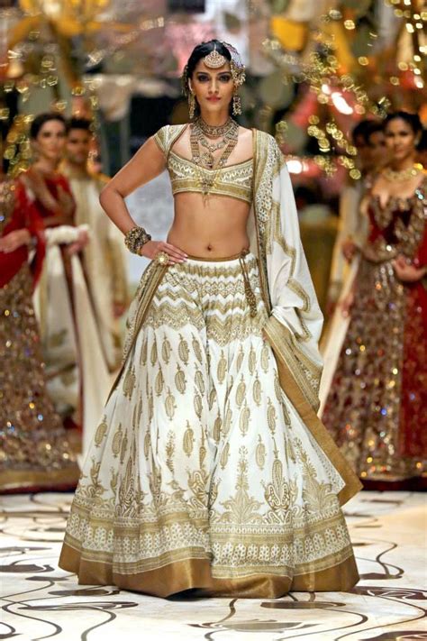 India Bridal Fashion Week The Asian Fashion Journal