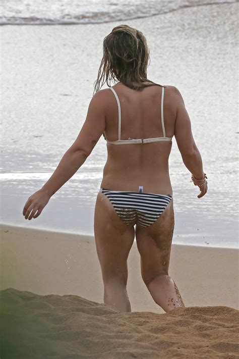 Hilary Duff In A Bikini In Hawaii February Pics Xhamster My Xxx Hot Girl