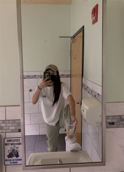 Pin By Danicaa☠️🧟‍♀️ On Nice Fits Mirror Selfie Ironing Center