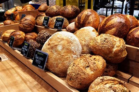 Bakery Bread Display Ideas