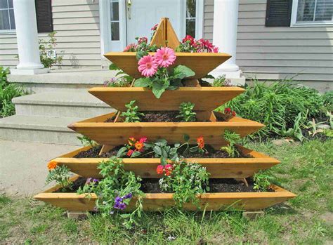 Building your own raised garden beds — for both edible and decorative plants — is easier than you think. 19+ How to Build Raised Garden Beds - Ceplukan