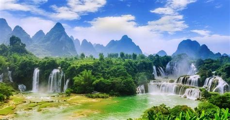 15 Of The Most Beautiful Waterfalls In The World Condé Nast Traveller