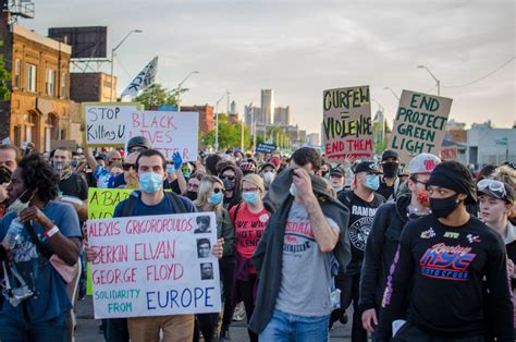 Detroit Police Arrest Use Force Against Protestors In Saturday