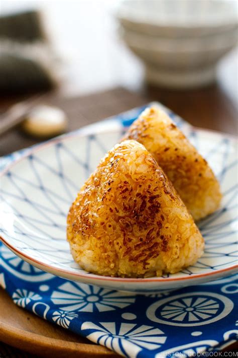 Yaki Onigiri Grilled Rice Ball 焼きおにぎり • Just One Cookbook