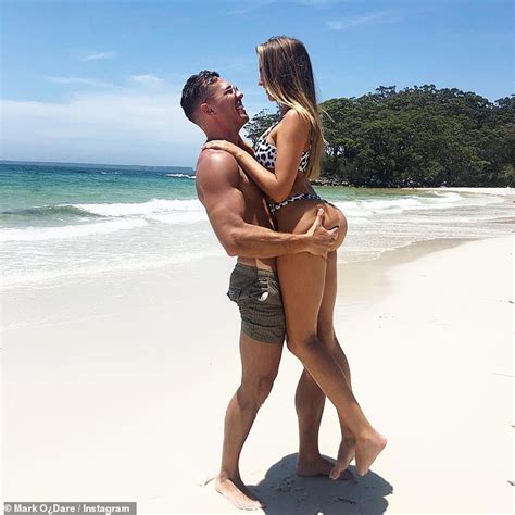Love Island Australias Mark Odare Squeezes Girlfriend
