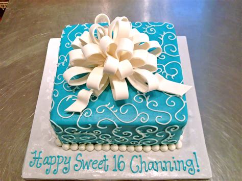 And in honor of these new cards and all special birthdays everywhere, we decided to scour the wide world of pinterest to bring you the most memorable sweet sixteen party ideas ever. Girls Sweet 16 Birthday Cakes - Hands On Design Cakes