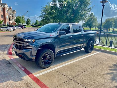 2019 Chevrolet Silverado 1500 Fuel Blitz Rough Country Suspension Lift