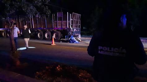 Muere Motociclista Al Impactarse Con Trailer Estacionado Sinaloa