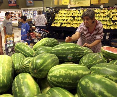 It can be a little tricky to know beforehand what you'll find when you slice open a whole watermelon. Time is ripe to buy Texas watermelons - Houston Chronicle