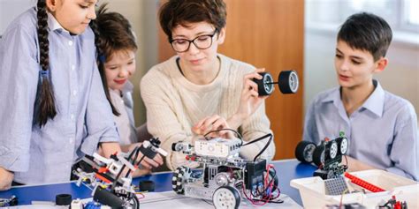 9 Activities And Resources To Explore Robotics After School Extended