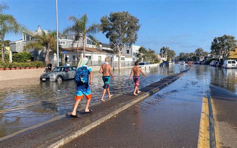 Ruptured Water Line Floods South Mission Beach Streets Fox 5 San Diego