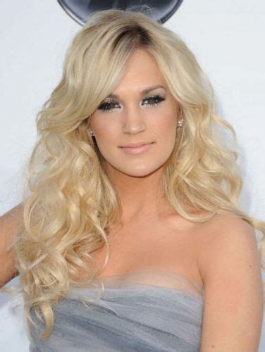 13 Cute Carrie Underwood Long Hairstyles 3 Made Us Jealous