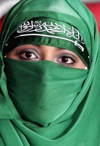 Green Niqab 02 Niqab Beautiful Muslim Women Muslim Women