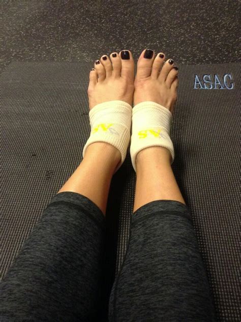 Alicia Sacramones Feet