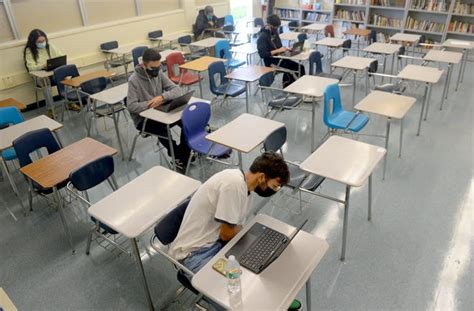 Ventura County School Enrollment Drops To Lowest Level Since 1996