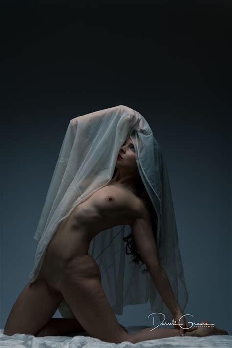 Pure Rebel Artistic Nude Photo By Photographer Darrell Graves At Model